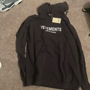 Vetements hoodie Limited edition